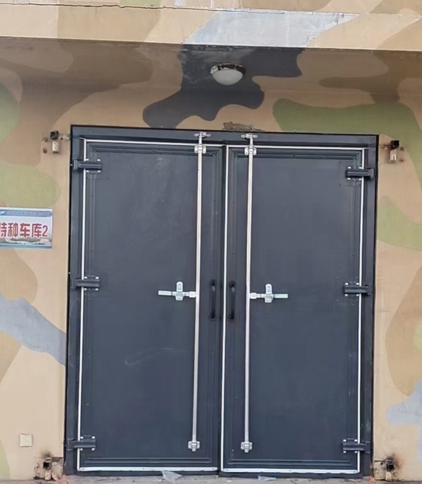 库尔勒工业平开门