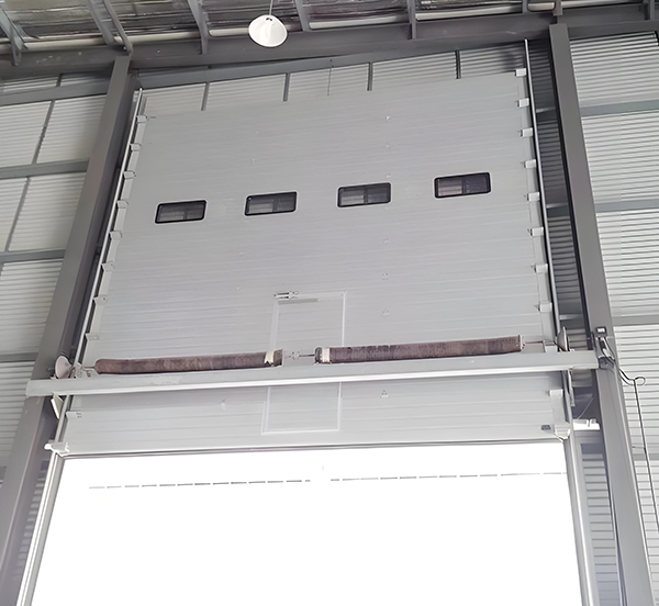 库尔勒工业滑升门