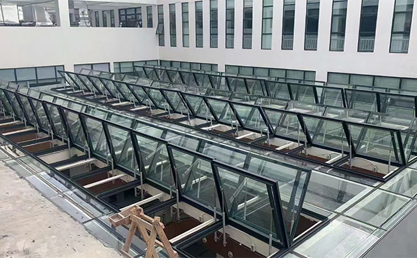 百安科技有限公司近期库尔勒排烟窗项目案例分享